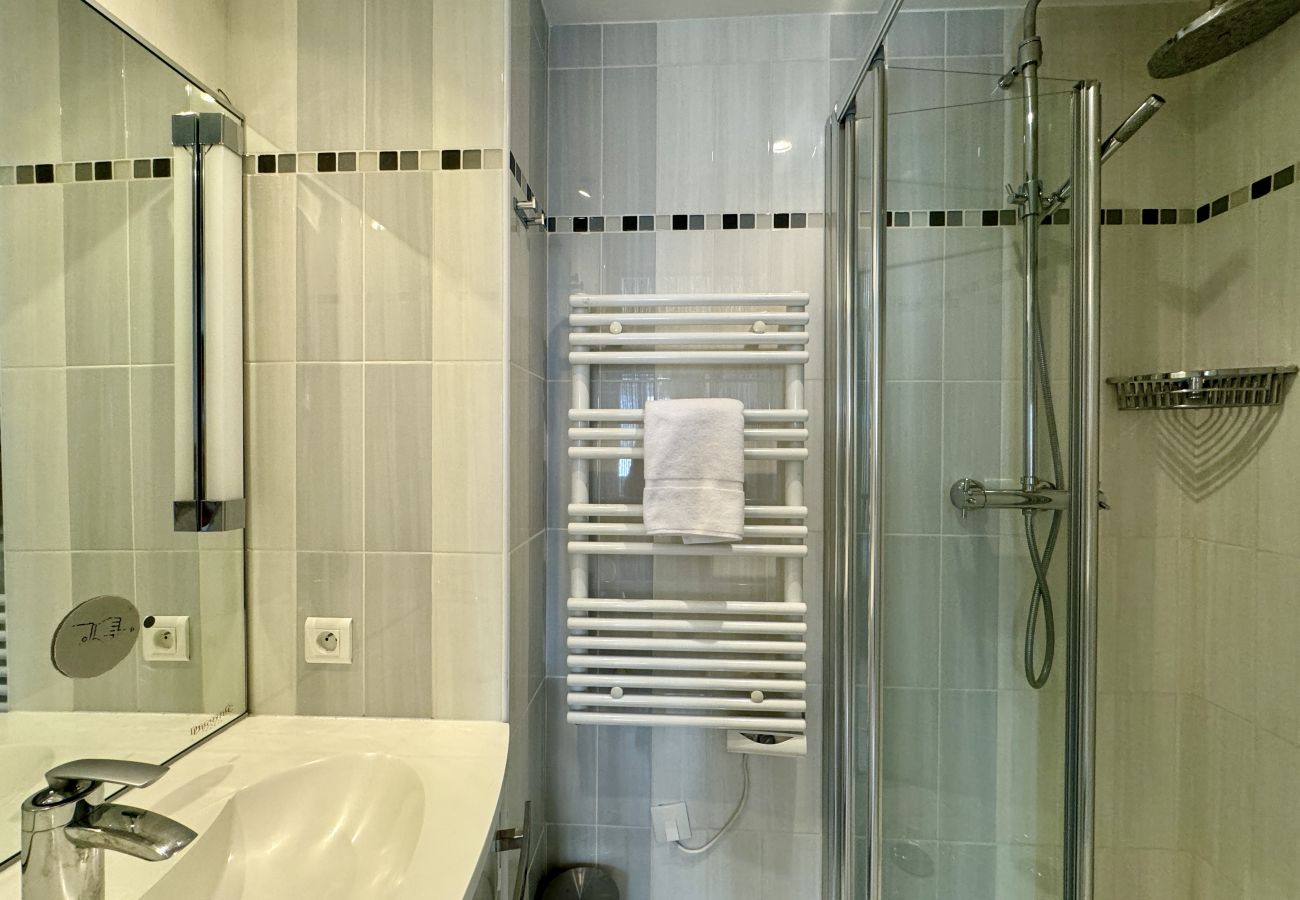 Apartment in Cannes - BOB1309 Logement famillial centre plages