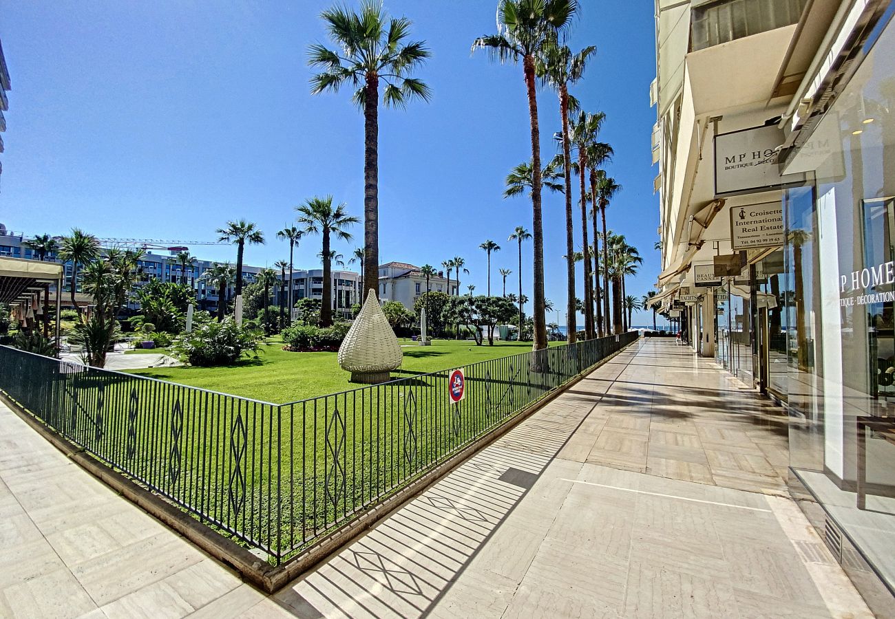 Studio in Cannes - VEN1182 / Residence Grand Hotel / 1P
