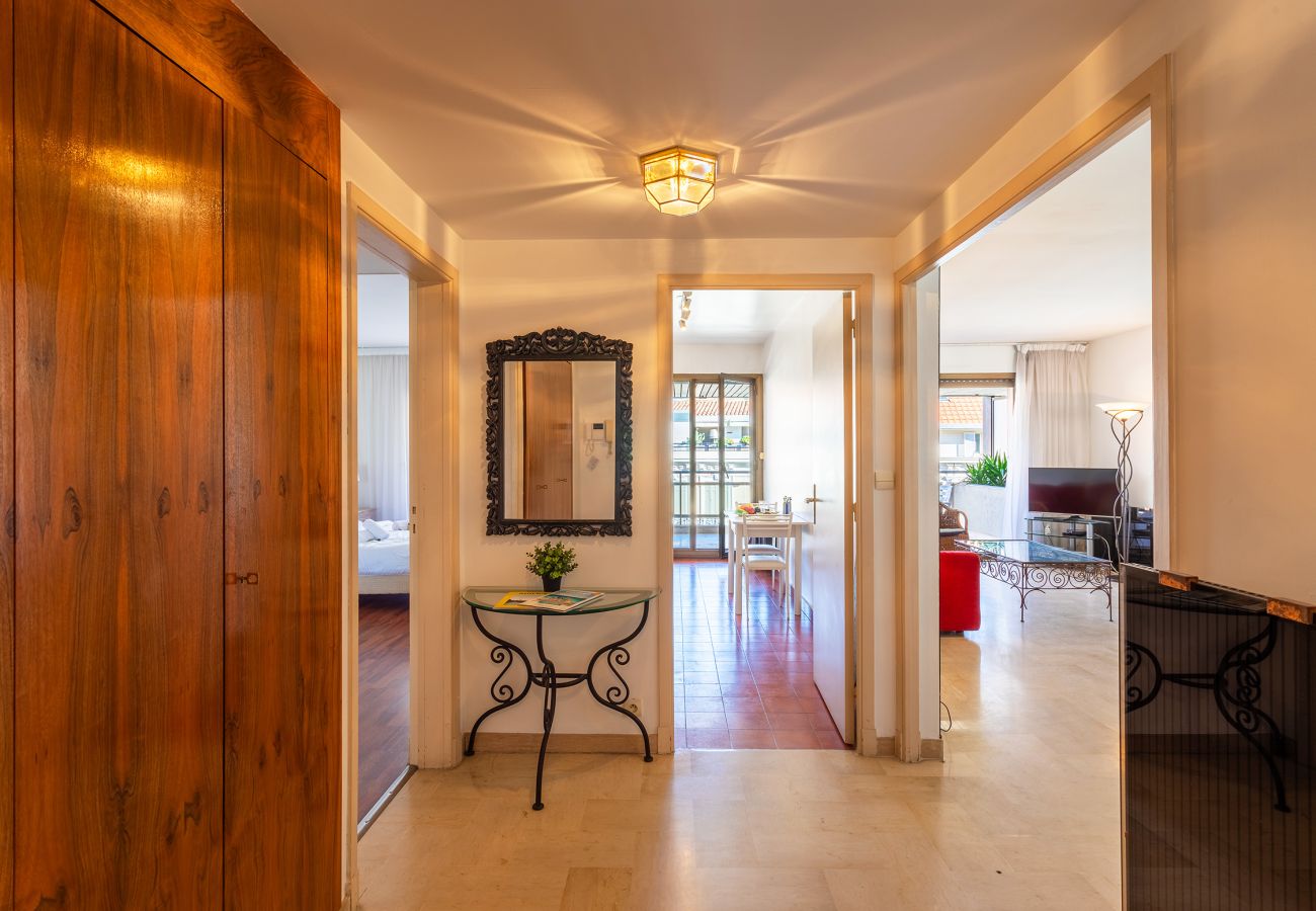 high-end apartment in Cannes, 150m from the beach, shops and restaurants nearby