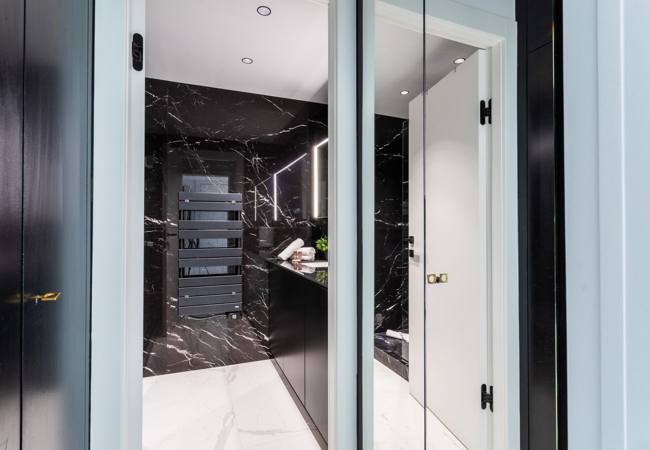 Apartment in Cannes - DEL562 Appartement de luxe avec magnifique vue