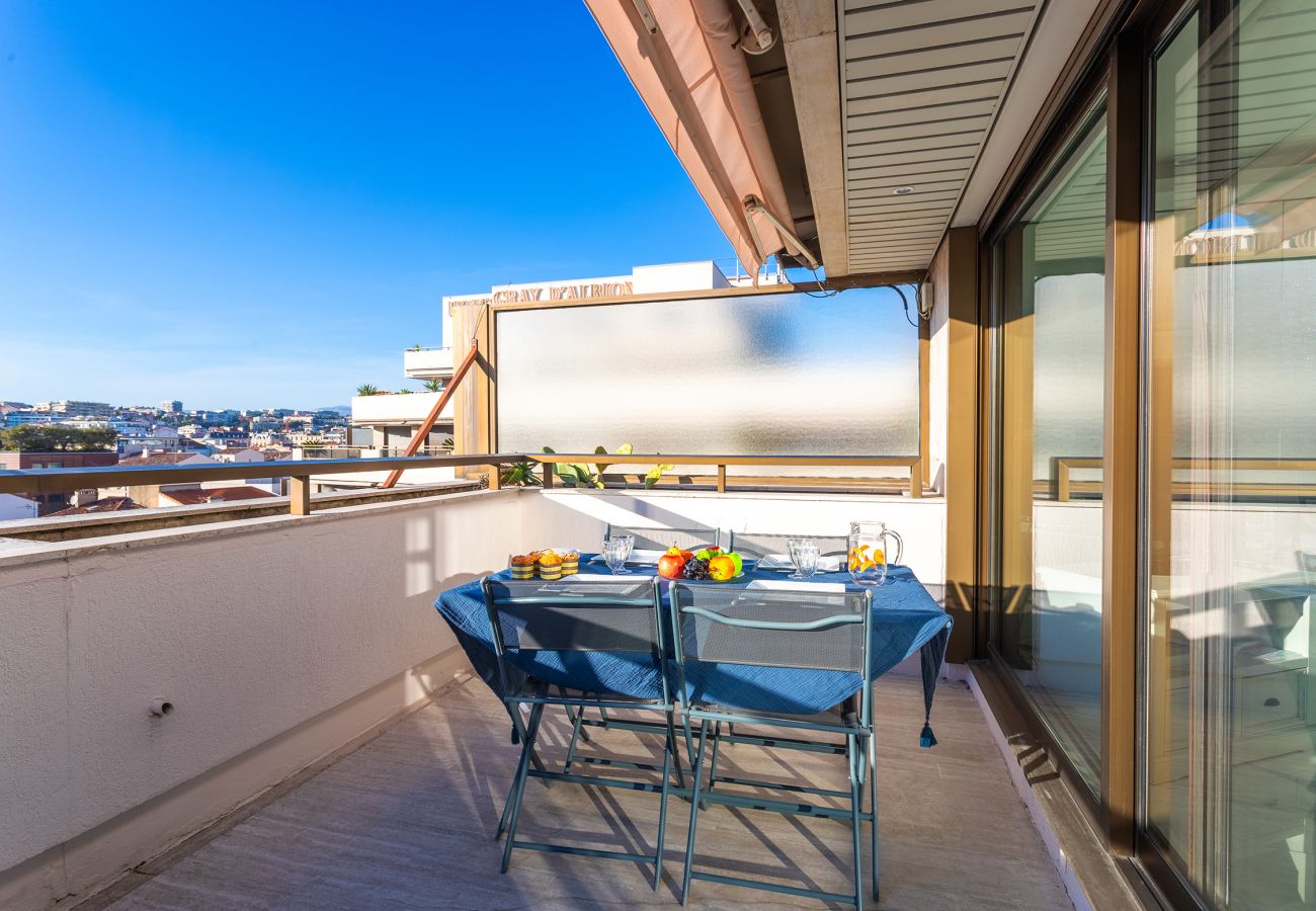 Apartment in Cannes - DEL562 Appartement de luxe avec magnifique vue
