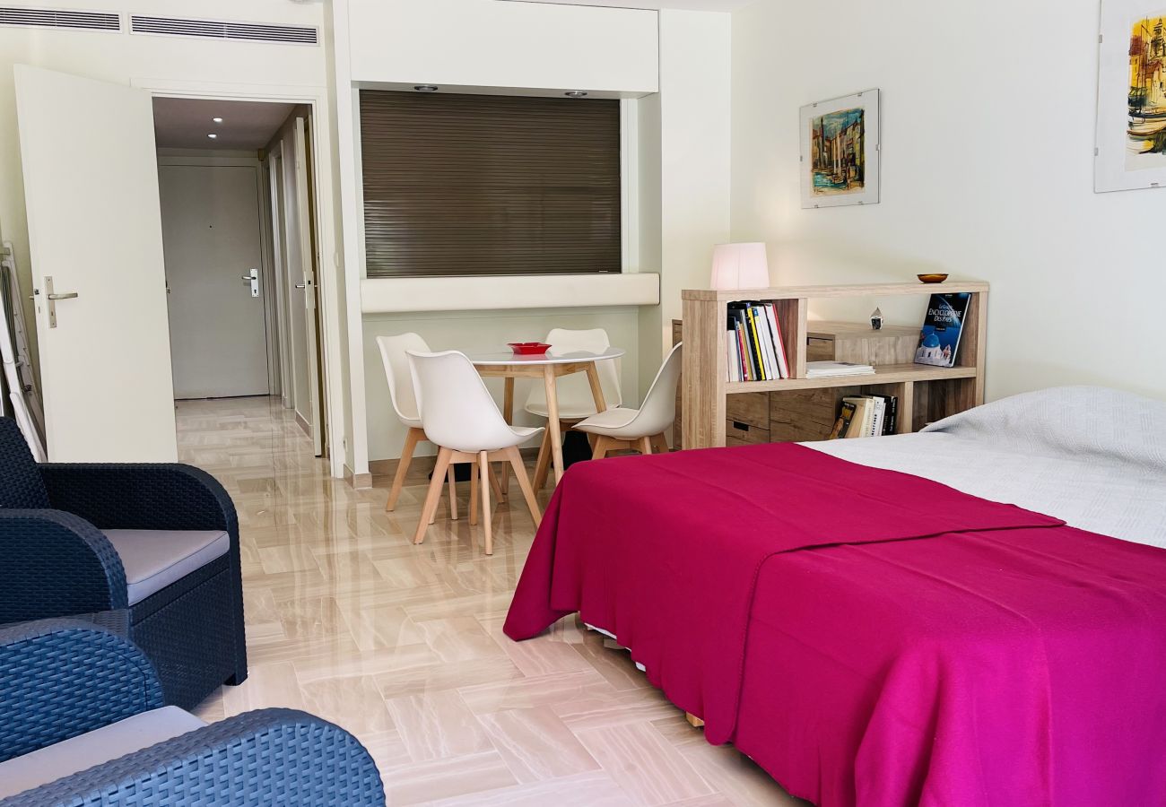 Studio in Cannes - ROU503 / Studio terrasse sud