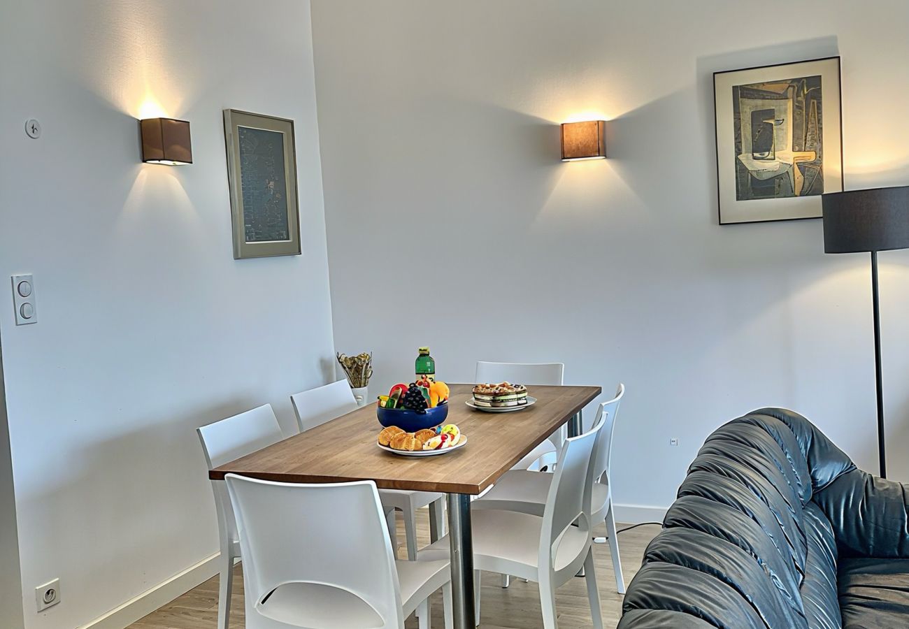 Apartment in Cannes - SAU310 / face mer Sur Croisette 3 chambres