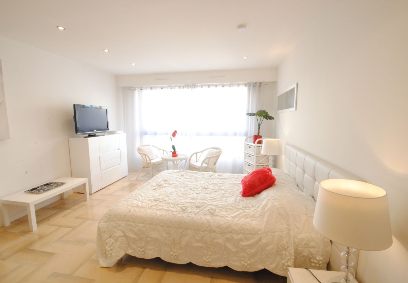 Studio in Cannes - THI235 Studio de charme au Gray d'Albion