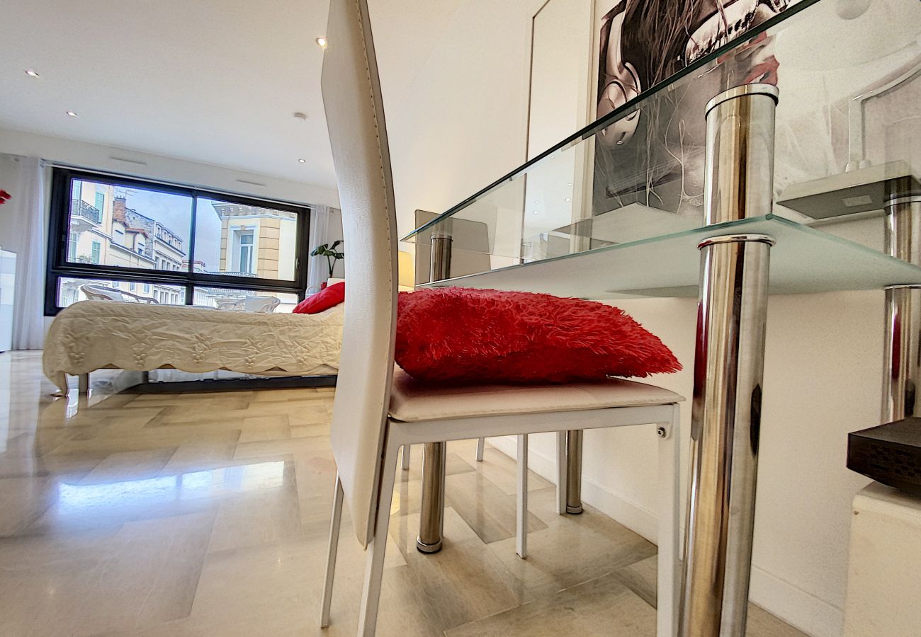 Studio in Cannes - THI235 Studio de charme au Gray d'Albion