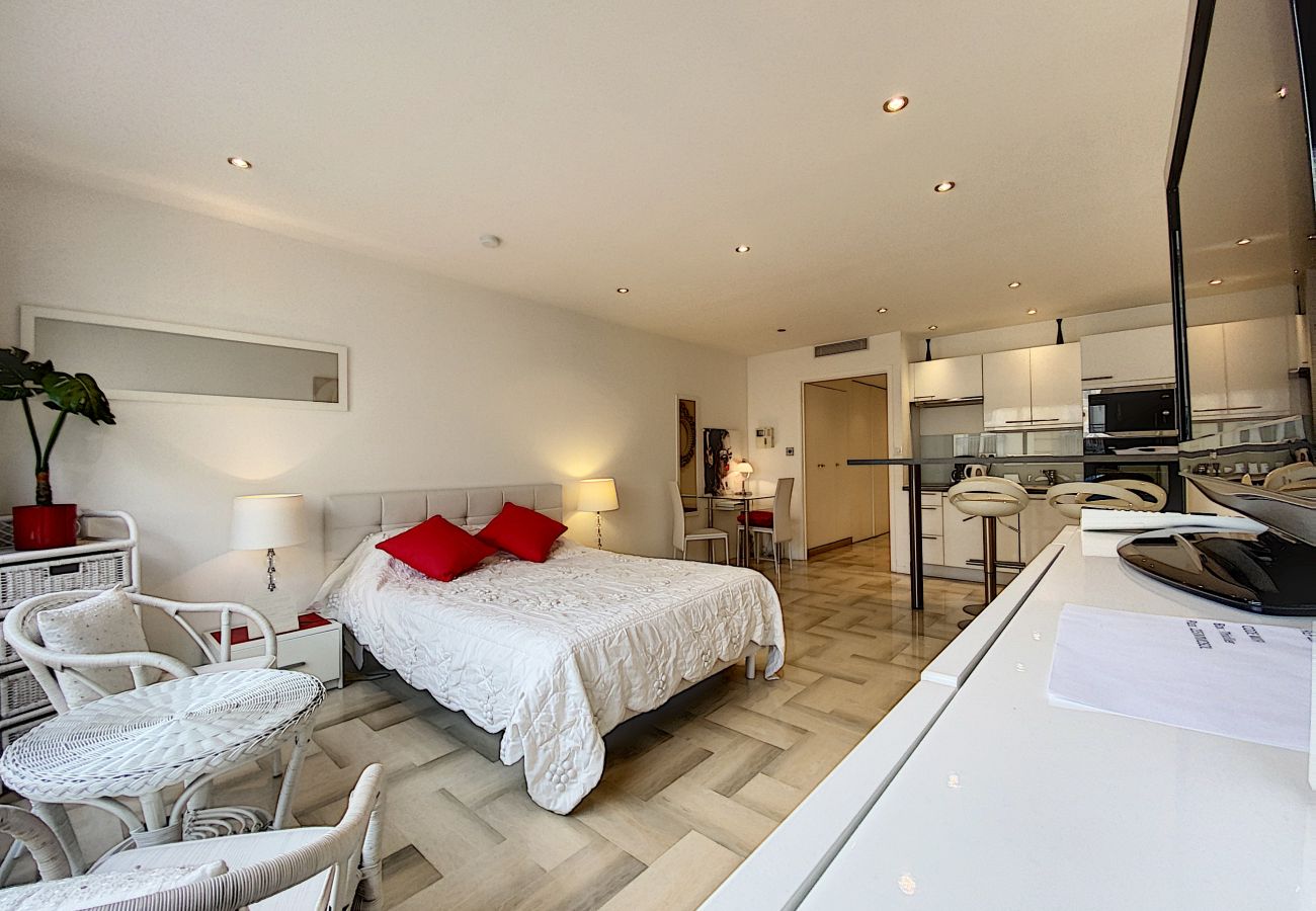 Studio in Cannes - THI235 Studio de charme au Gray d'Albion
