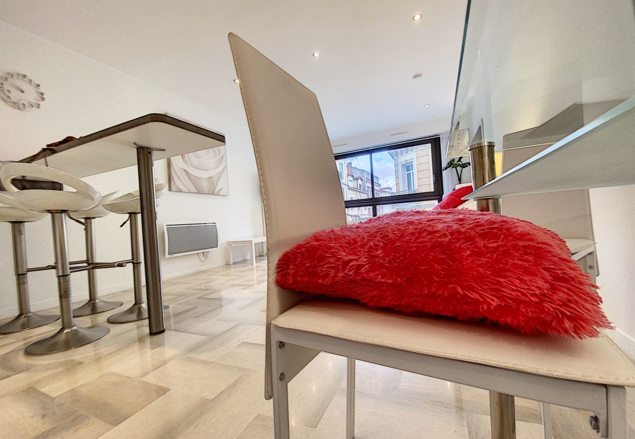 Studio in Cannes - THI235 Studio de charme au Gray d'Albion