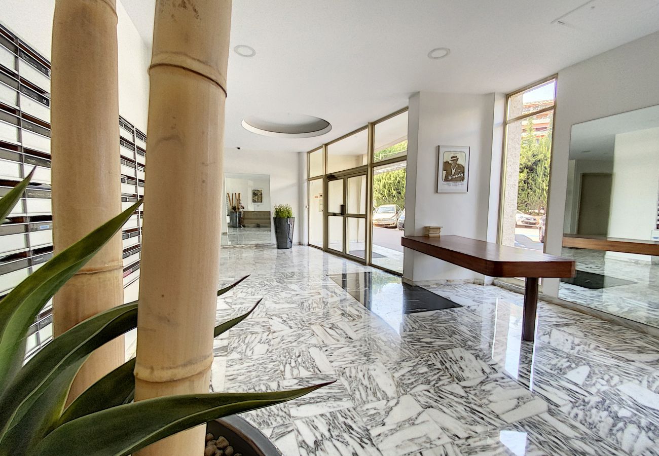 Apartment in Cannes - ZEL5392 / Le Bosquet / 1P