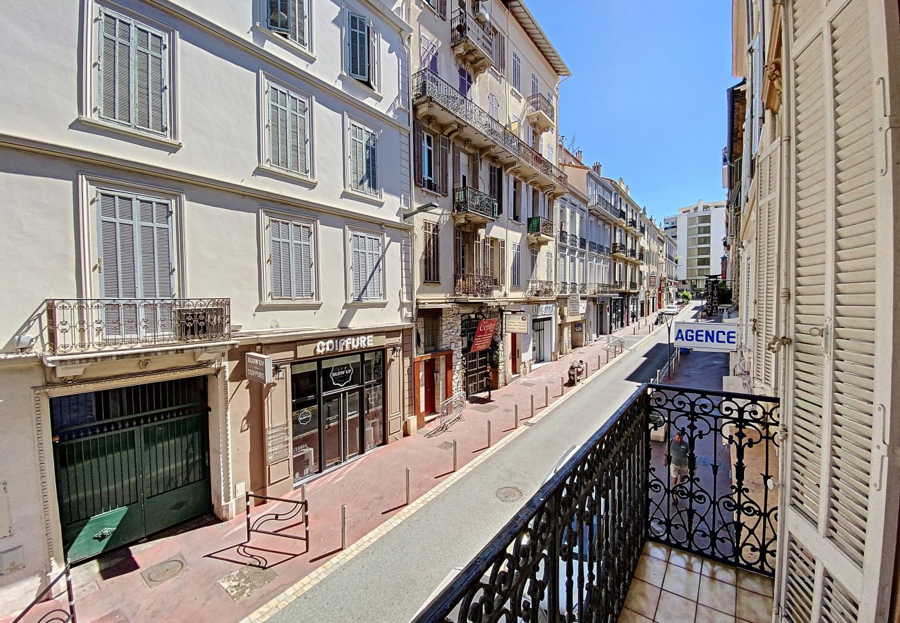 Apartment in Cannes - RAN44 Au centre ville 2 chambres