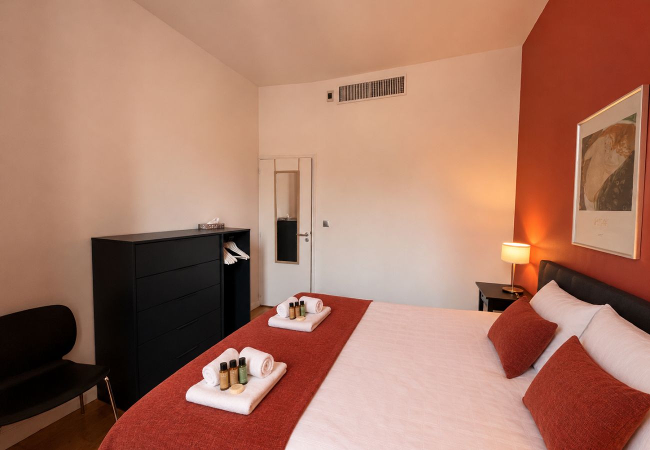 Apartment in Cannes - ZAC3562 / Spacieux 4 chambres centre ville