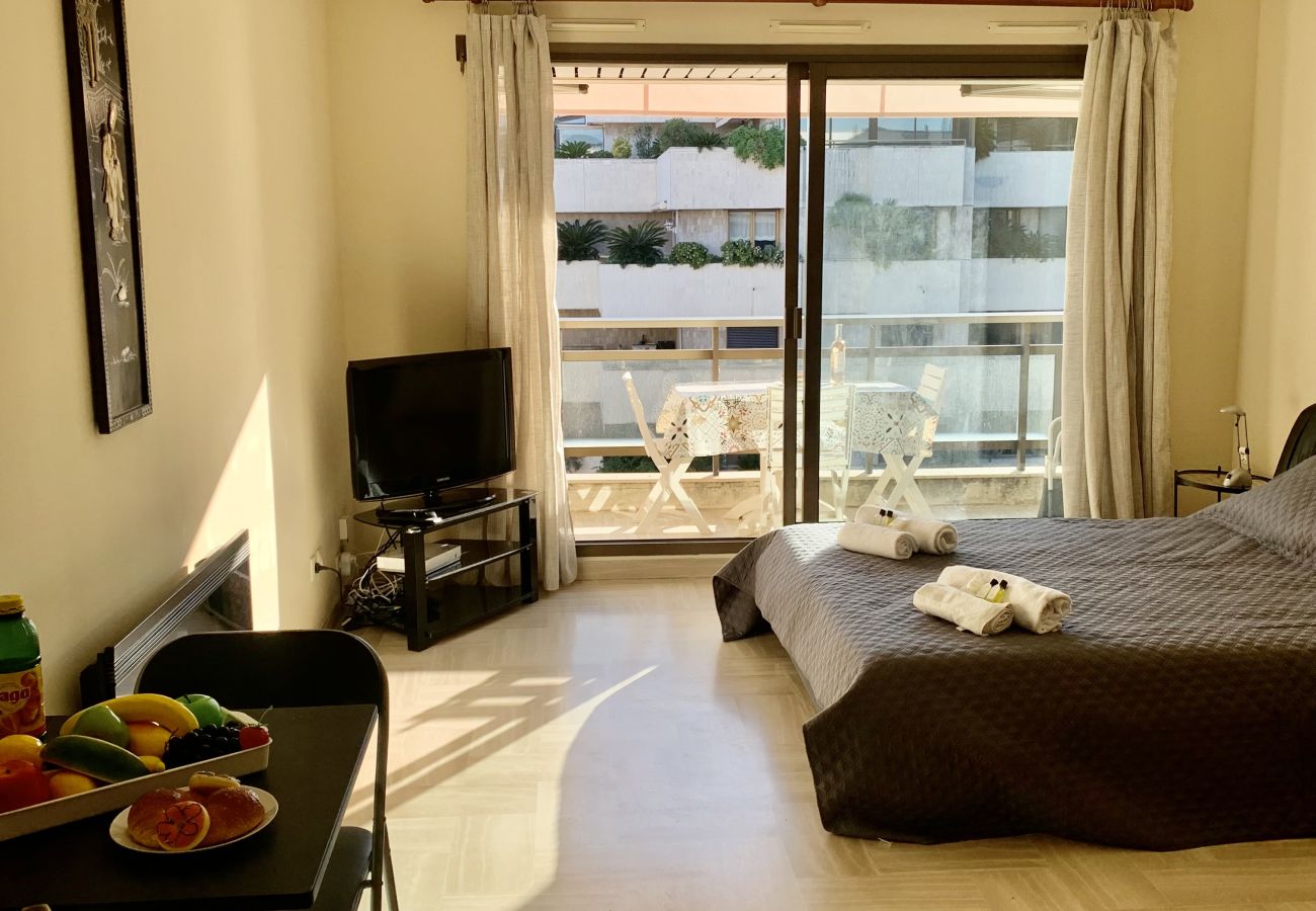 Studio in Cannes - POL519 / Grand studio balcon sud