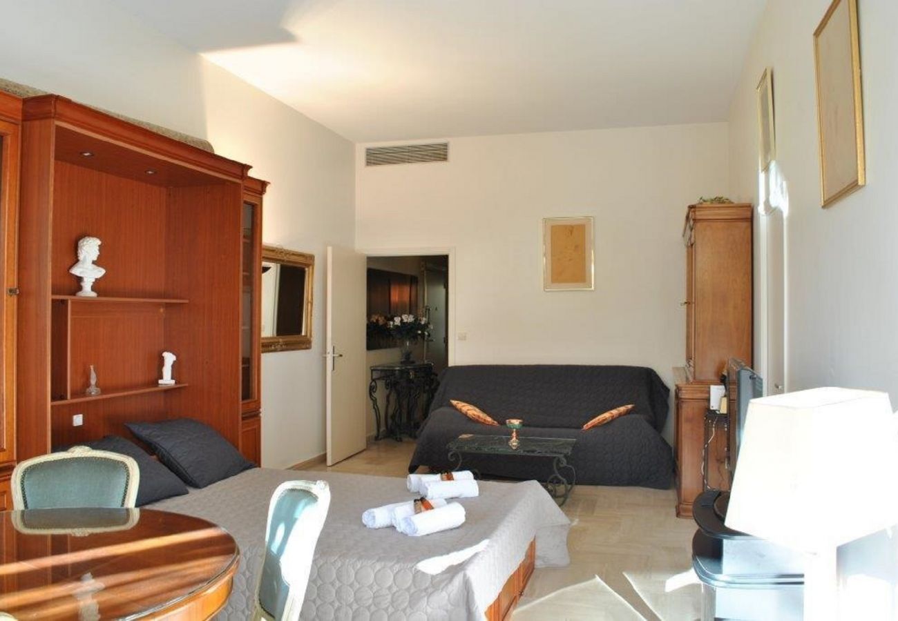 Studio in Cannes - LOU511 / Studio spacieux et bien équipé