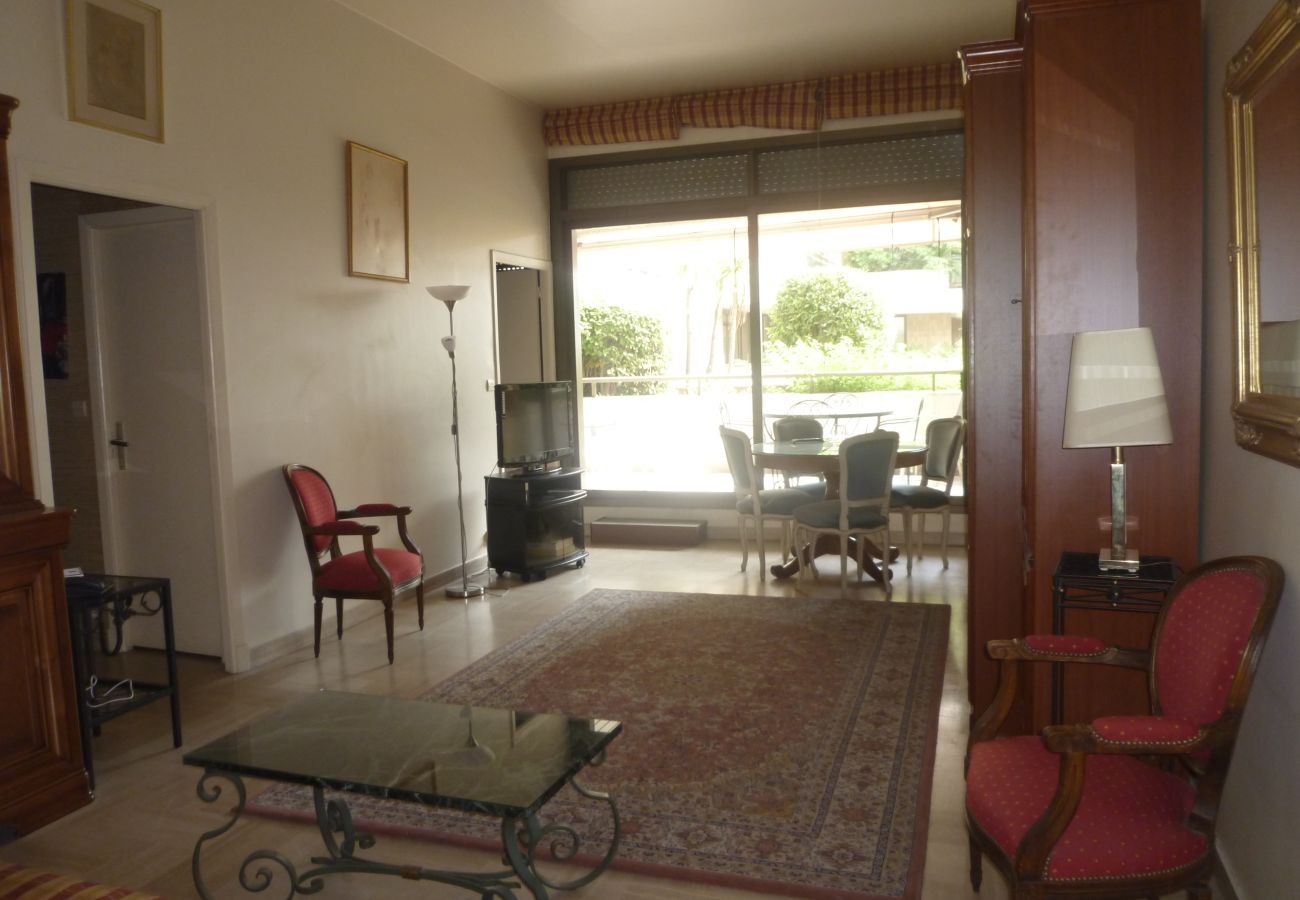 Studio in Cannes - LOU511 / Studio spacieux et bien équipé