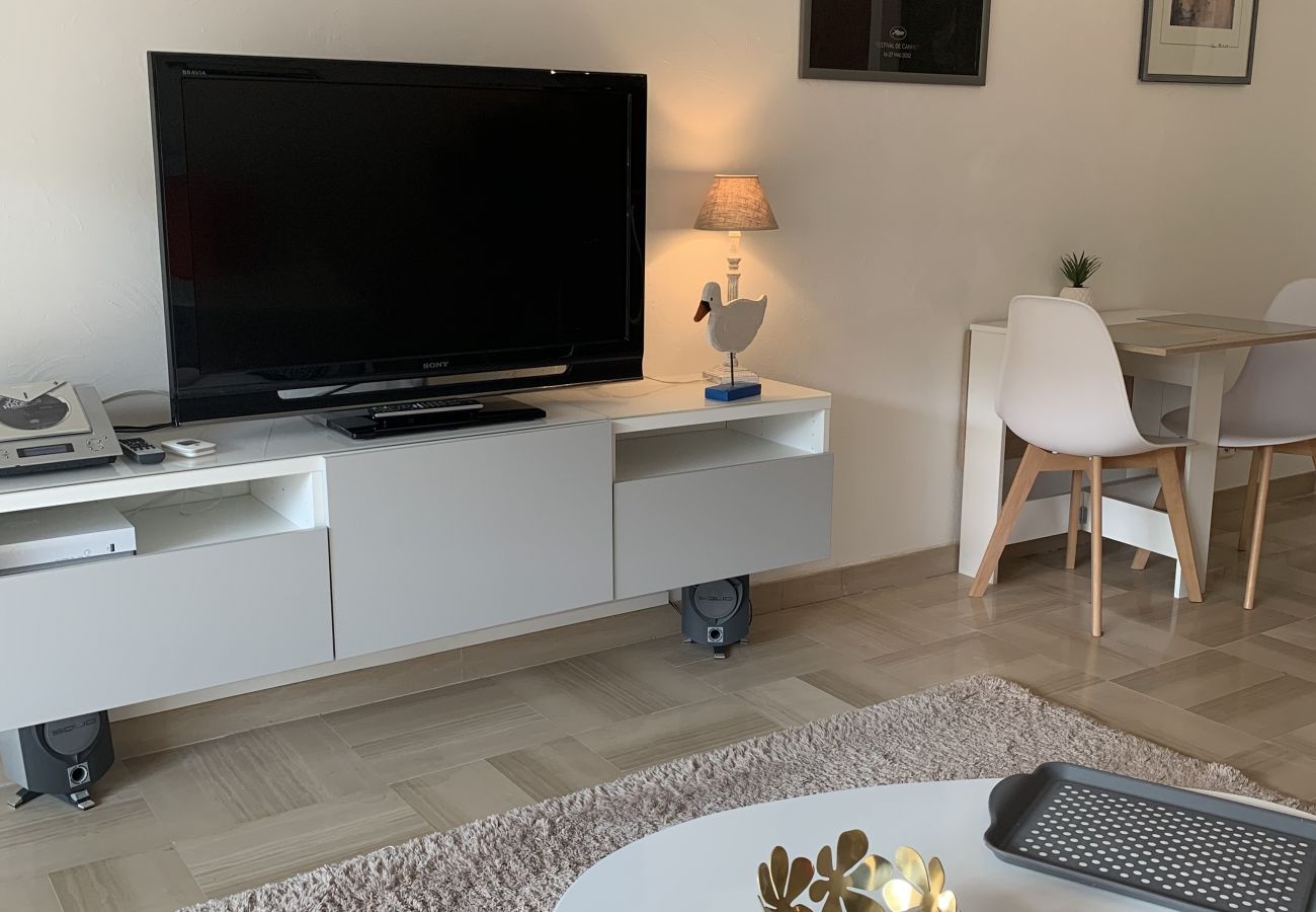 Studio in Cannes - GUE894 / Joli studio terrasse calme