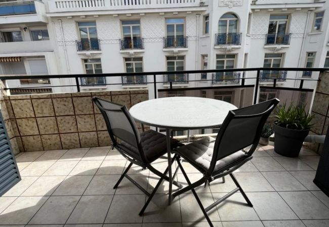 Studio in Cannes - Terrasse vue mer / DEL5312