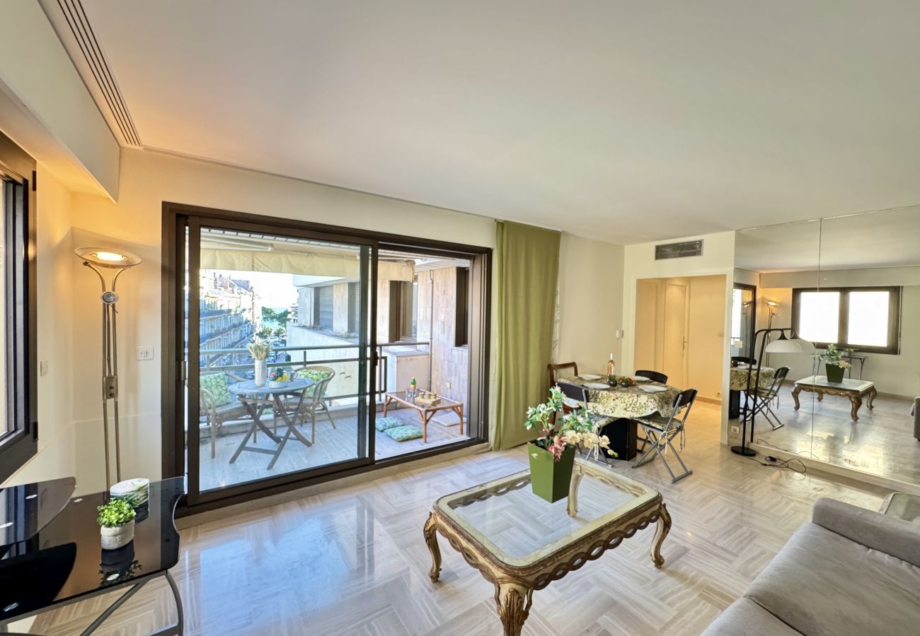 Apartment in Cannes - NAF568 / terrasse aperçu mer 2 pièces