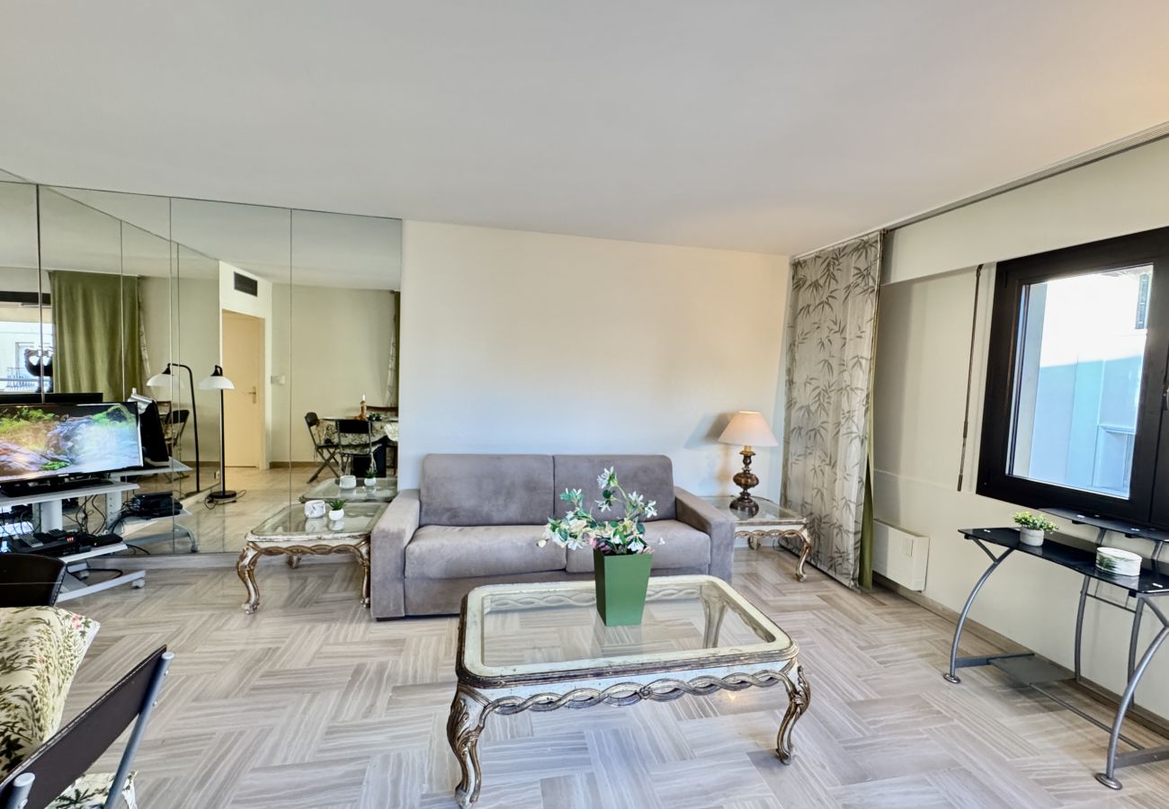 Apartment in Cannes - NAF568 / terrasse aperçu mer 2 pièces
