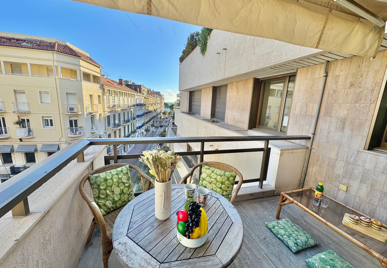 Apartment in Cannes - NAF568 / terrasse aperçu mer 2 pièces