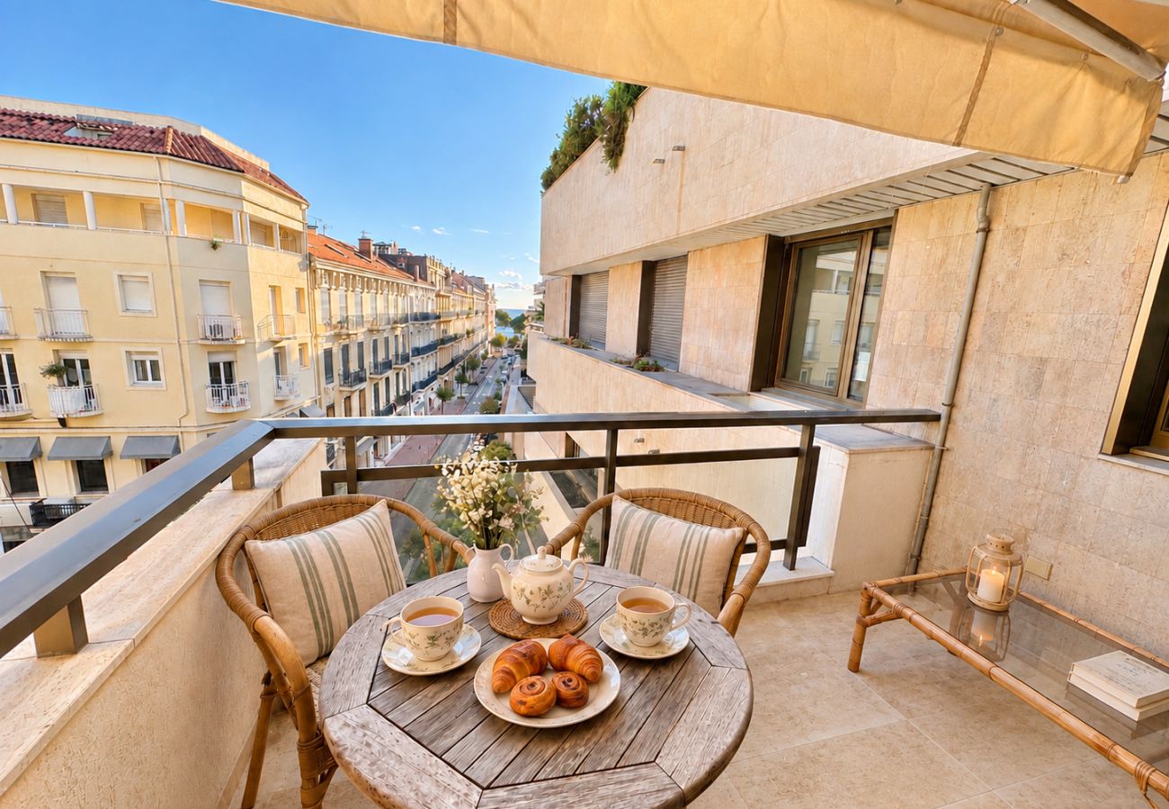 Apartment in Cannes - NAF568 / terrasse aperçu mer 2 pièces