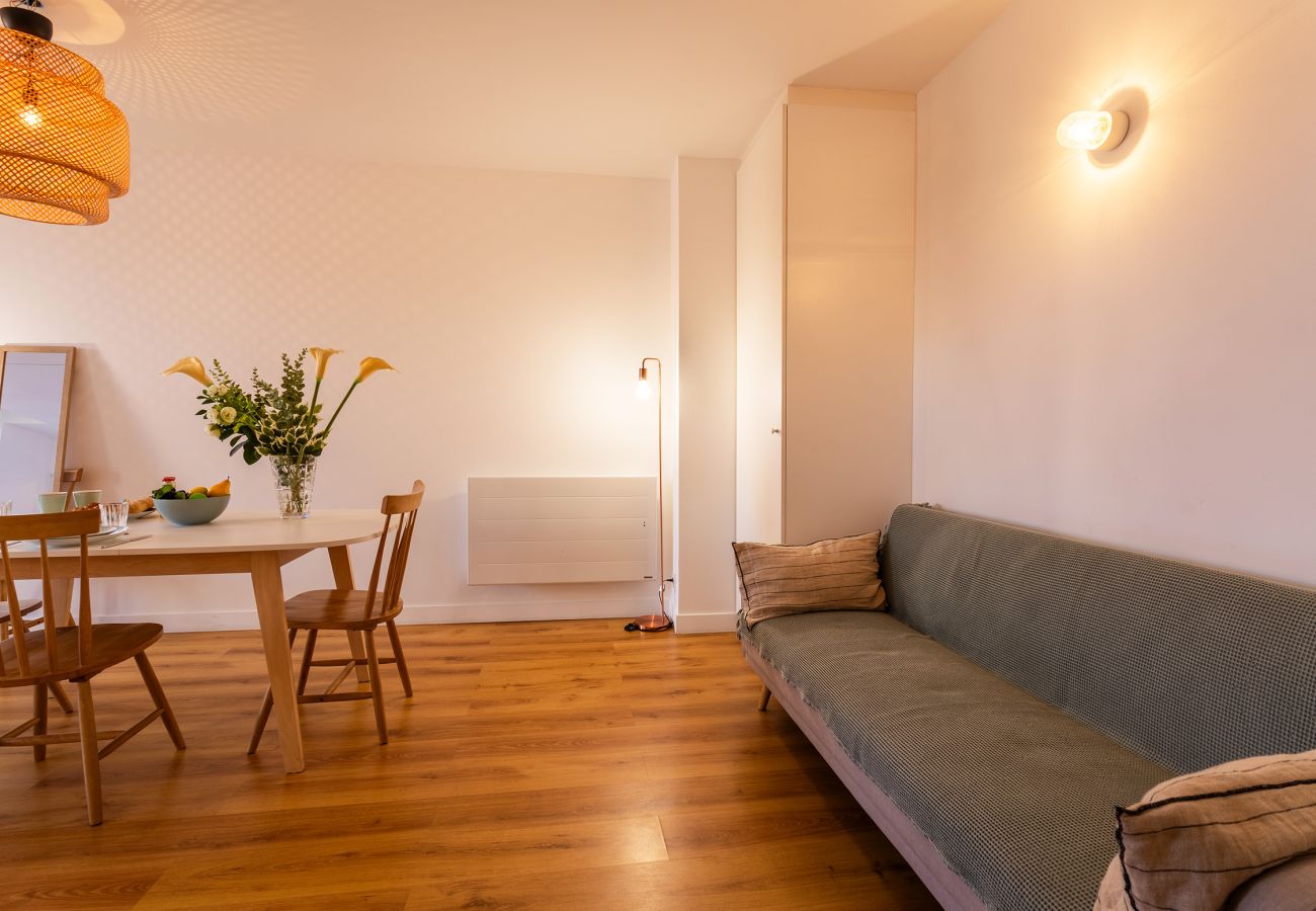 Studio in Cannes - GOLD2025 / Spacieux lumineux Studio central