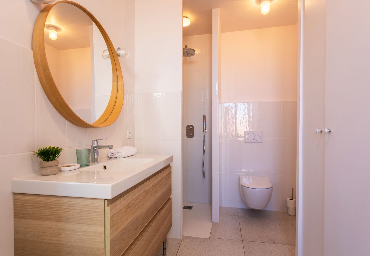 Studio in Cannes - GOLD2025 / Spacieux lumineux Studio central