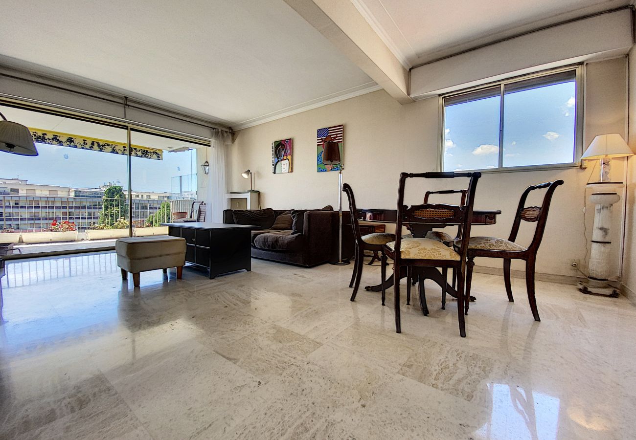 Apartment in Cannes - CHA34 / Spacieux 3 pièces, A/C, WI-FI