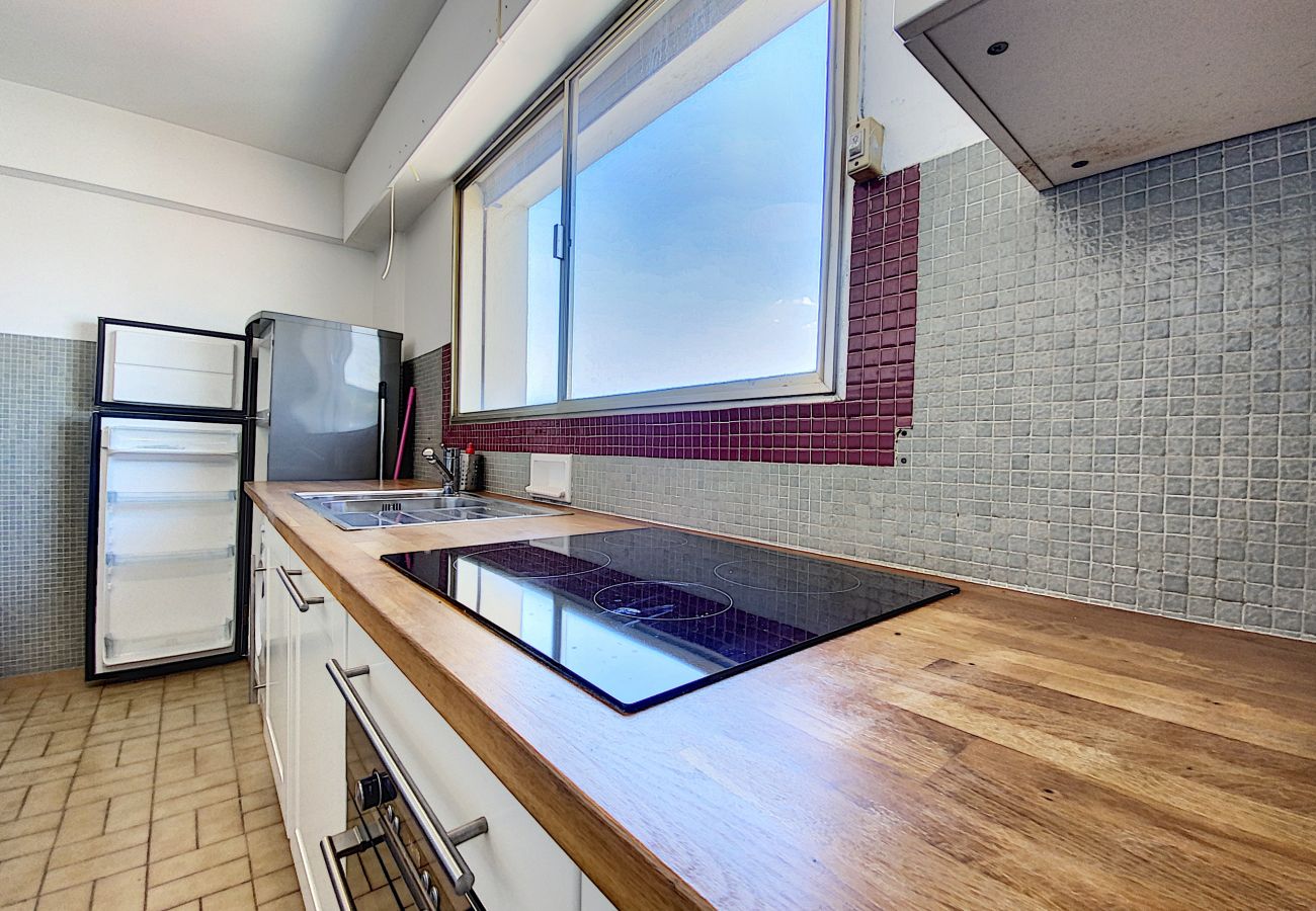 Apartment in Cannes - CHA34 / Spacieux 3 pièces, A/C, WI-FI