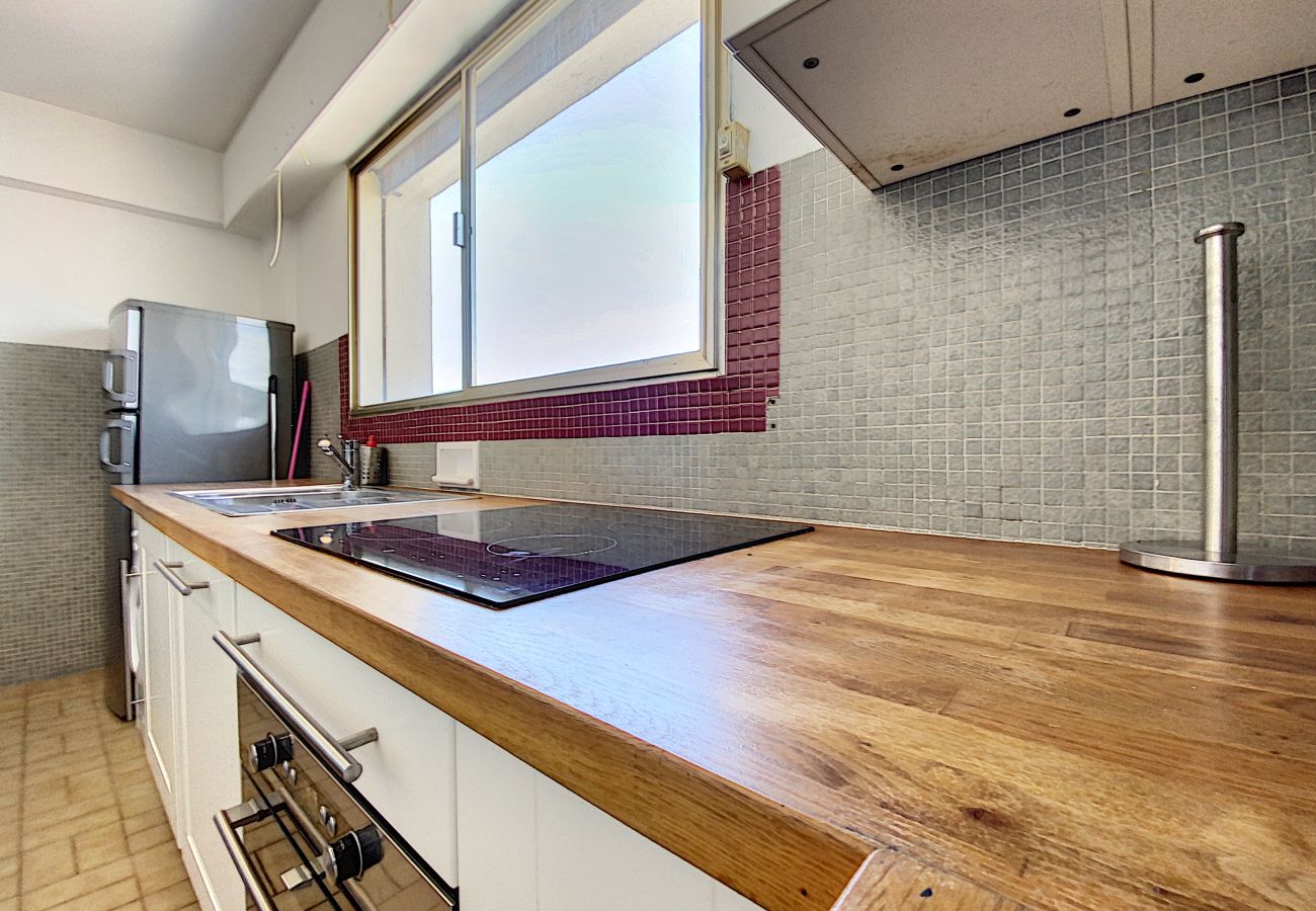 Apartment in Cannes - CHA34 / Spacieux 3 pièces, A/C, WI-FI