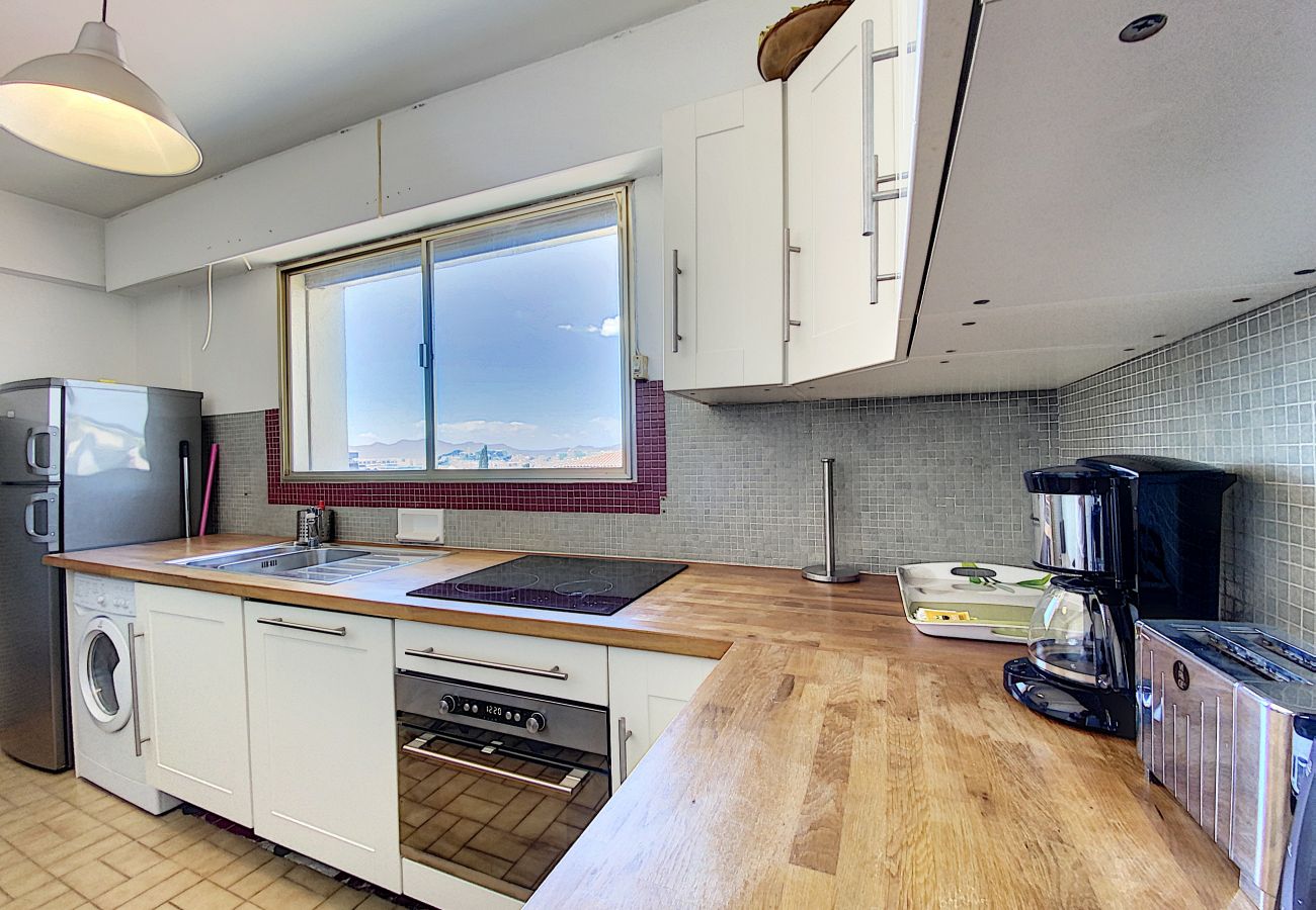 Apartment in Cannes - CHA34 / Spacieux 3 pièces, A/C, WI-FI