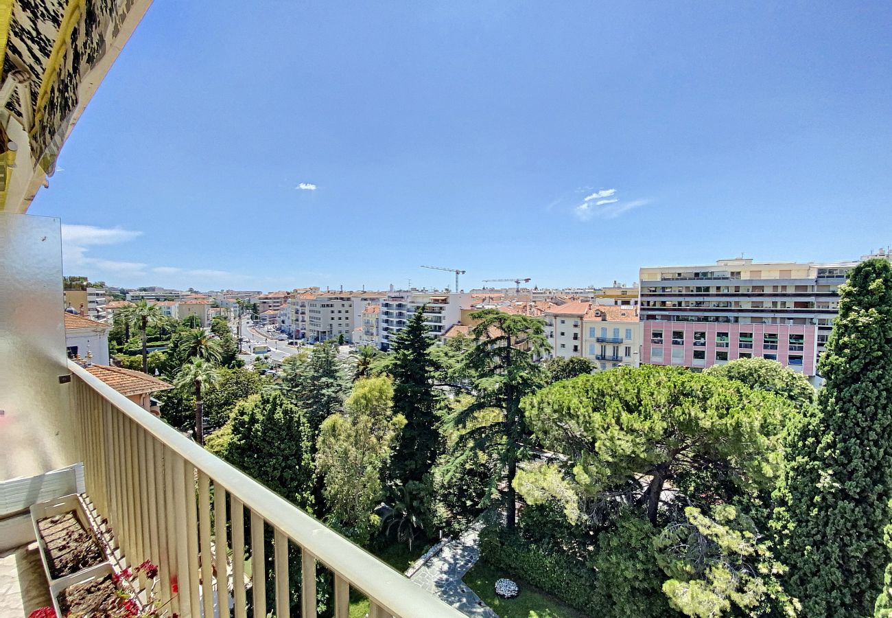 Apartment in Cannes - CHA34 / Spacieux 3 pièces, A/C, WI-FI