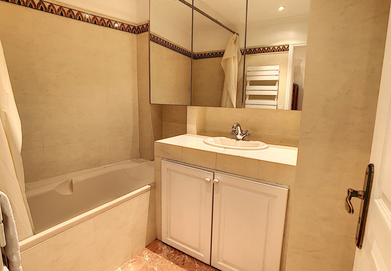 Apartment in Cannes - SOU3528 / Splendide vue mer