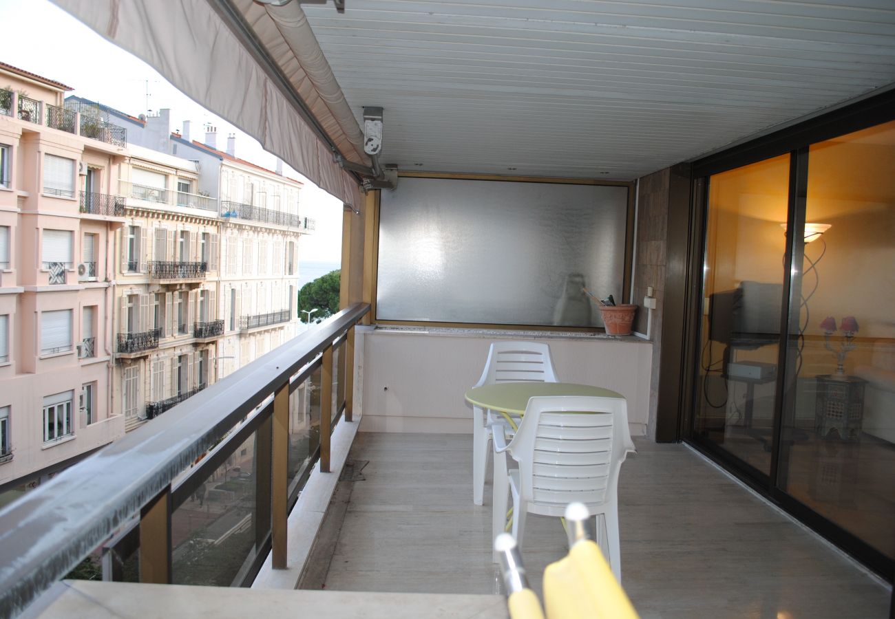 Apartment in Cannes - ZER577 / Gray d'Albion / 2P