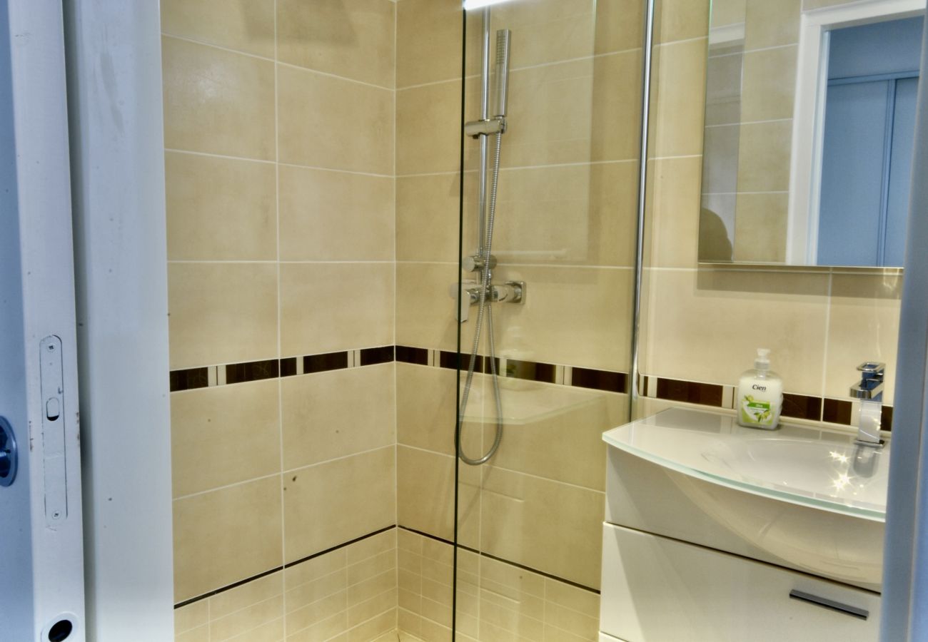 Apartment in Cannes - BODPR888 4 rooms Palais Patio beaches