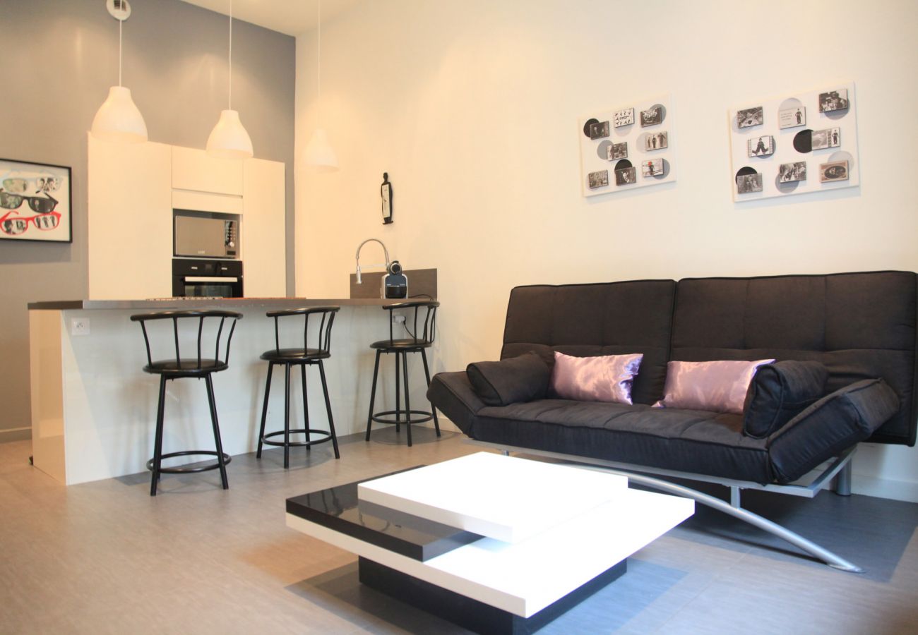 Apartment in Cannes - SUF3101 Beau 2 pièces moderne bine équippé