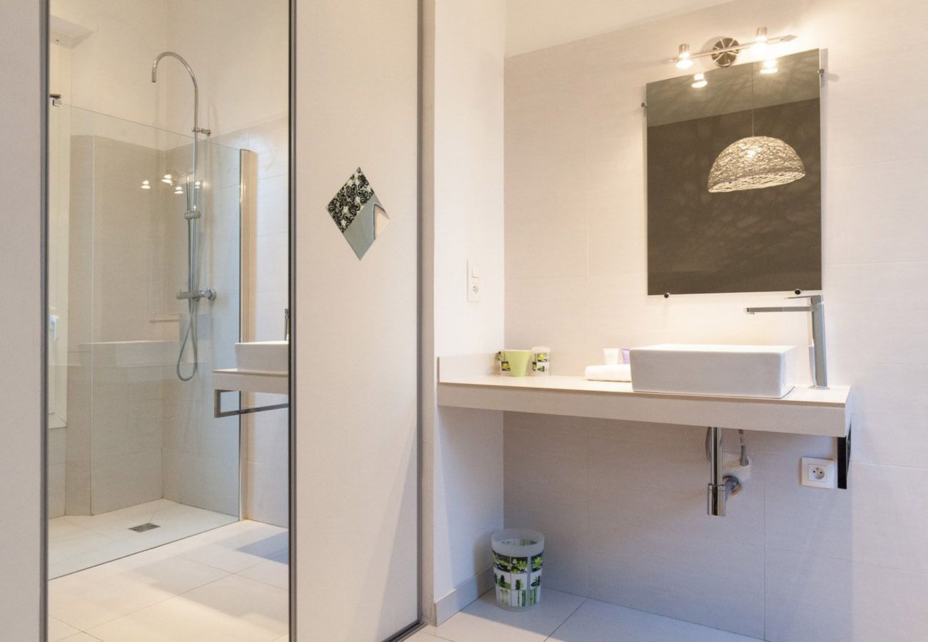 Apartment in Cannes - SUF3103 Beau 2 pièces moderne bien équippé