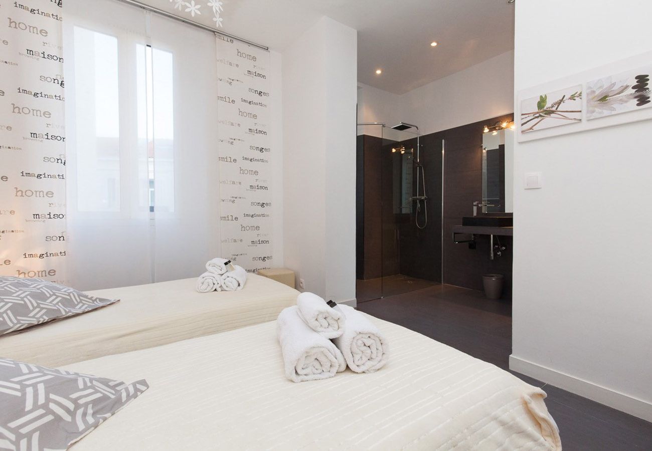 Apartment in Cannes - SUF3104 Beau 2 pièces moderne bien équippé