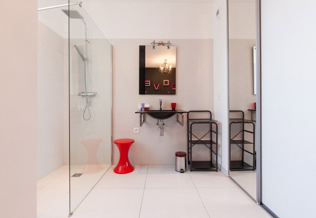 Apartment in Cannes - SUF3108  2 pièces moderne bien équippé