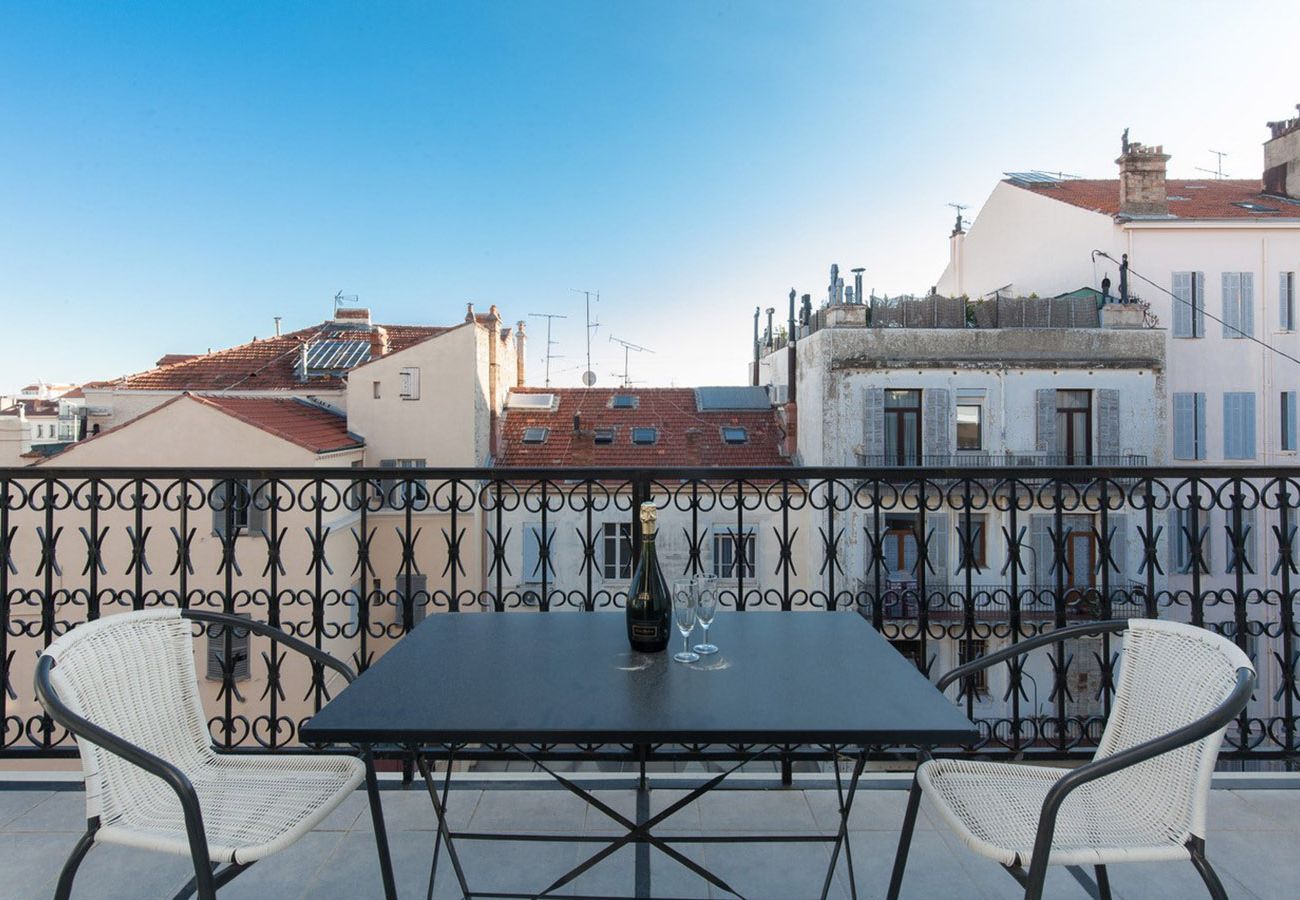 Apartment in Cannes - SUF3109  Beau 3 pièces moderne terrasse bien équip