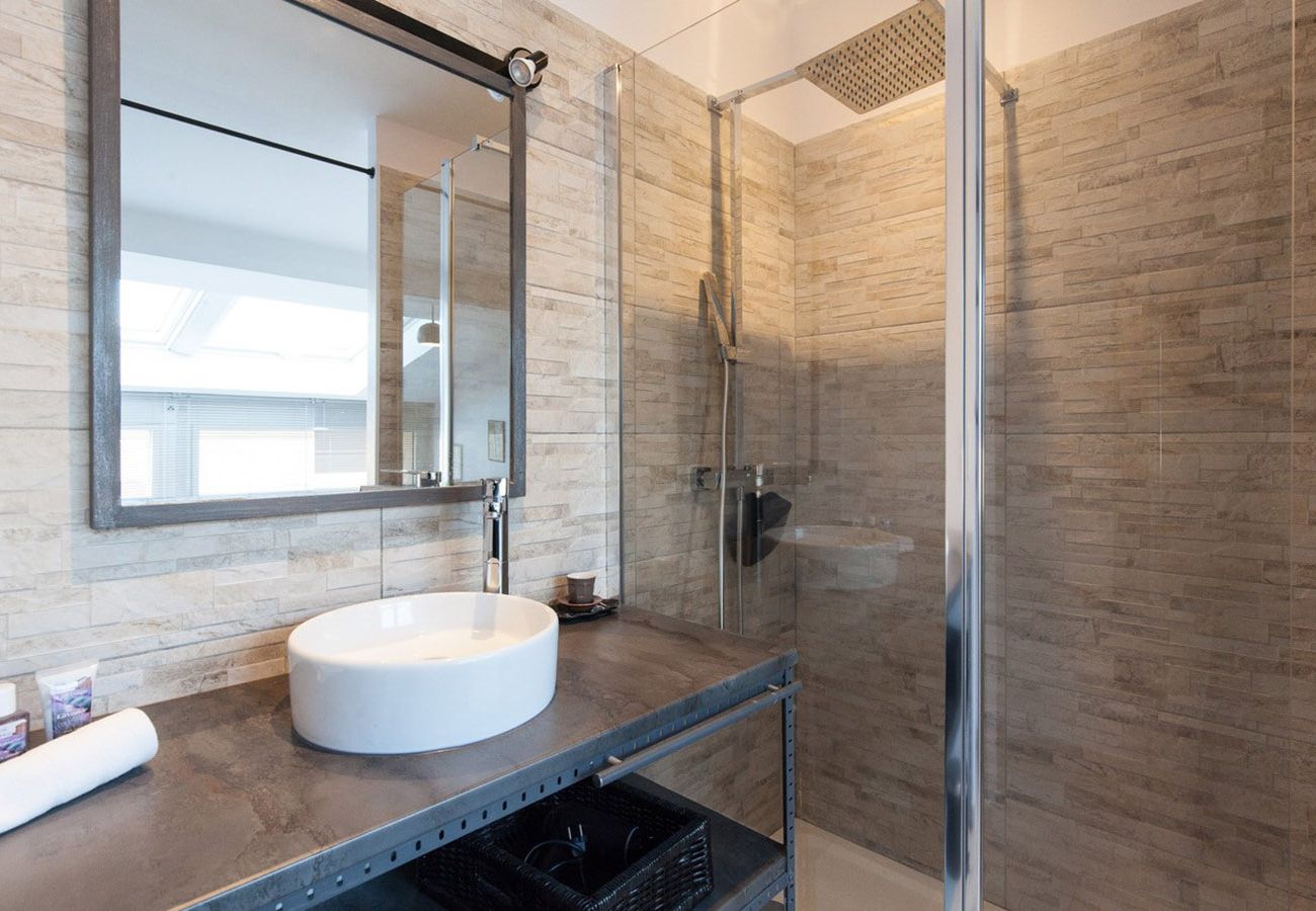 Apartment in Cannes - SUF3109  Beau 3 pièces moderne terrasse bien équip