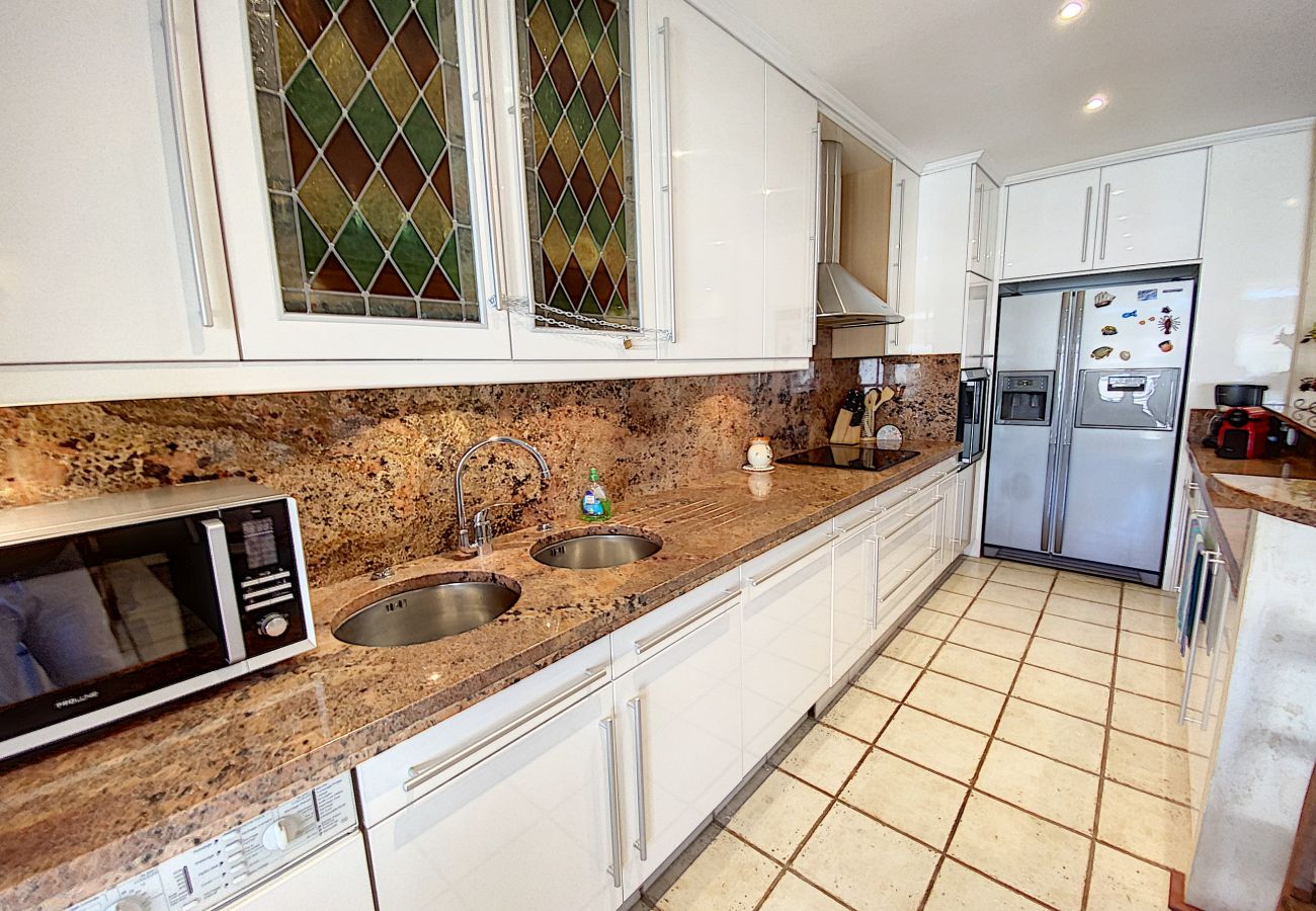 Apartment in Cannes - NES1198 Bel appartement à deux pas du Palais