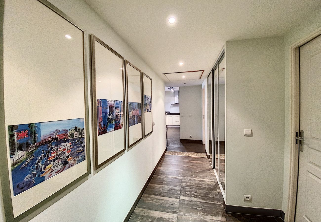Apartment in Cannes - PAU343  / centre 4 rooms terrasse