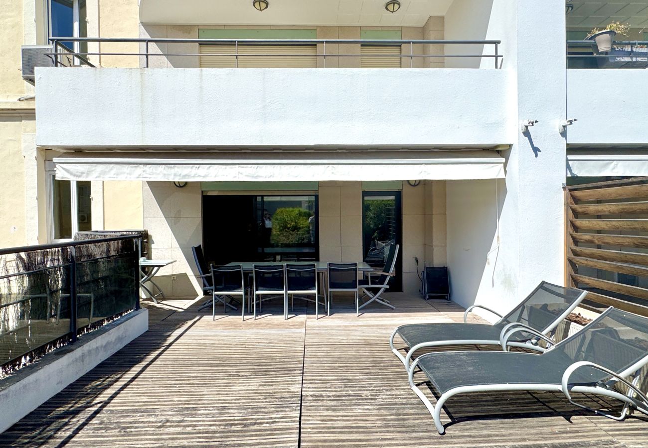 Apartment in Cannes - PAU343  / centre 4 rooms terrasse