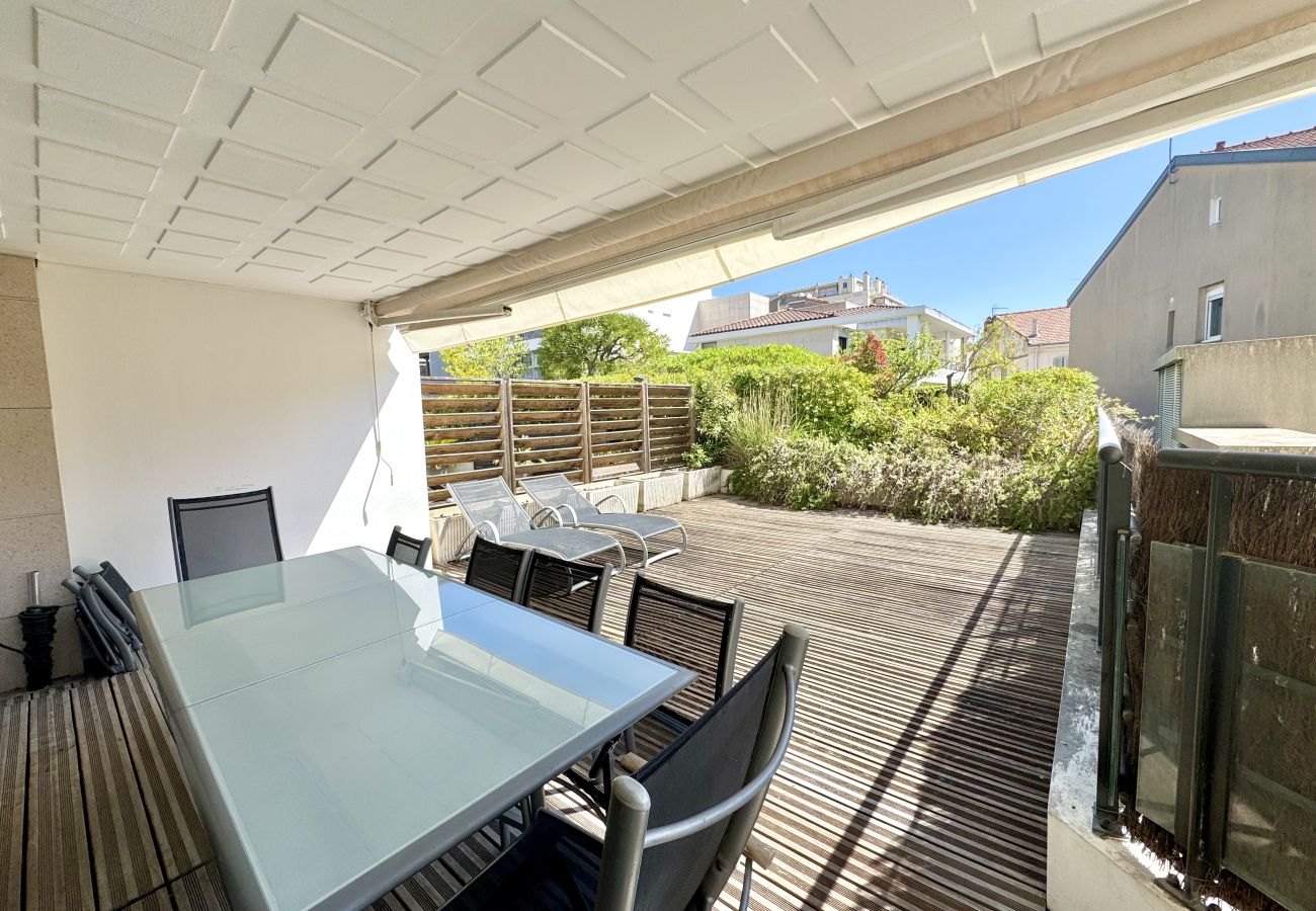Apartment in Cannes - PAU343  / centre 4 rooms terrasse