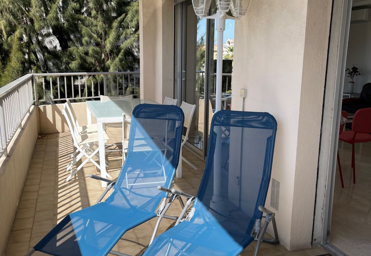 Apartment in Cannes - GIR2405 / Logement lumineux et spacieux au centre