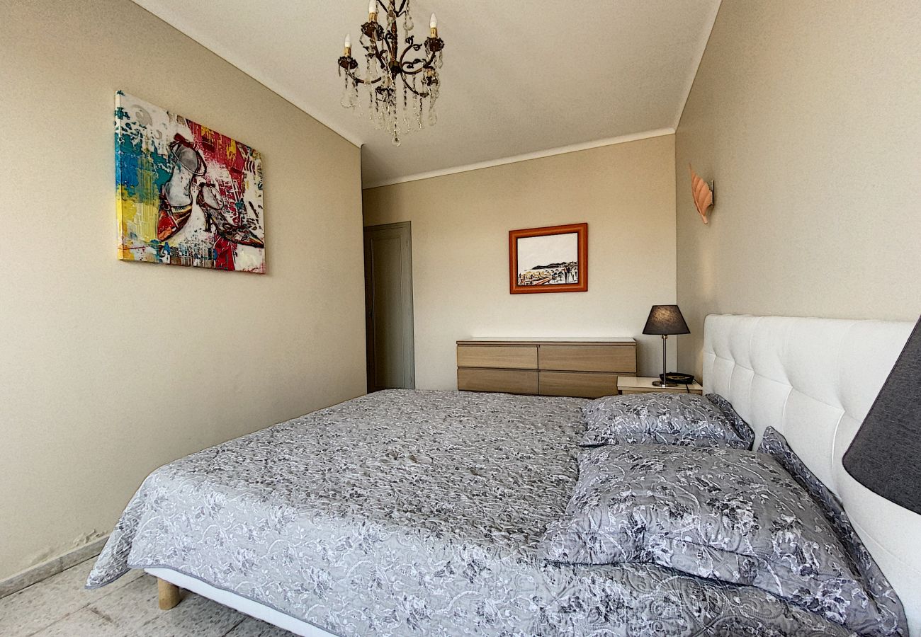 Apartment in Cannes - MAR41 22 Bd de Lorraine/ 3P