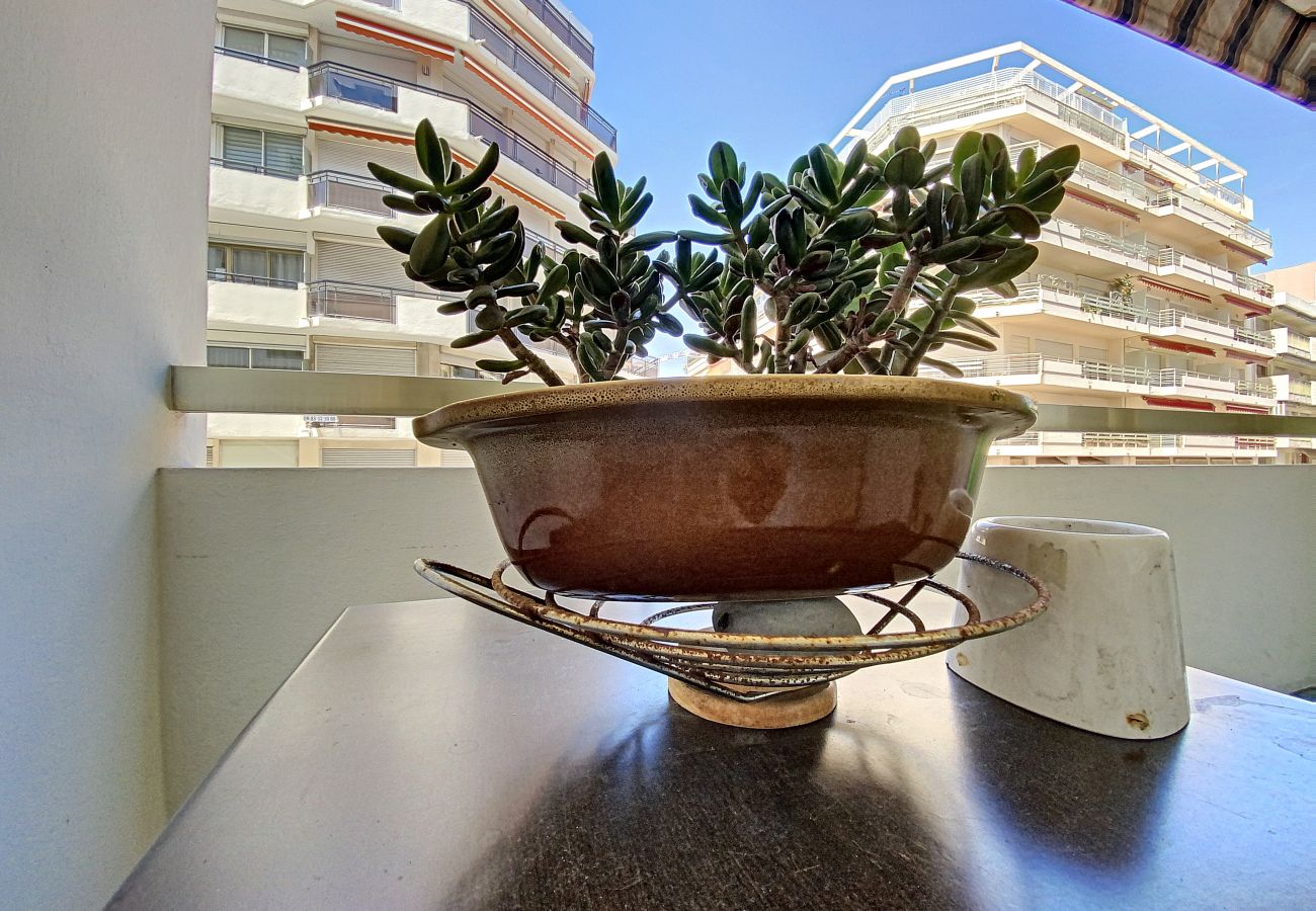 Apartment in Cannes - RAS181 Bel appartement proche Croisette