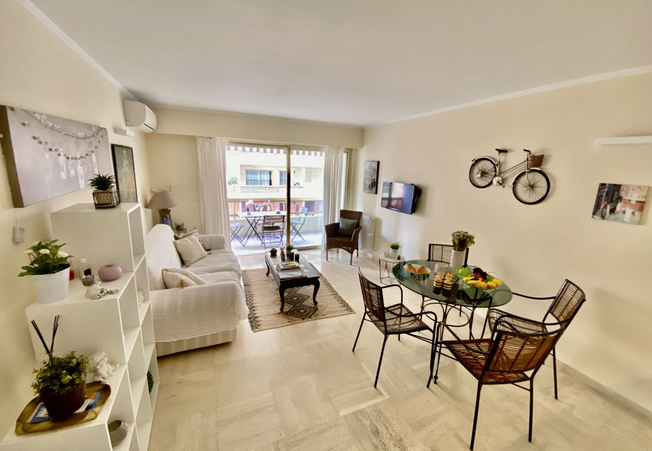 Apartment in Cannes - GIA5407 / Palais Royal Croisette