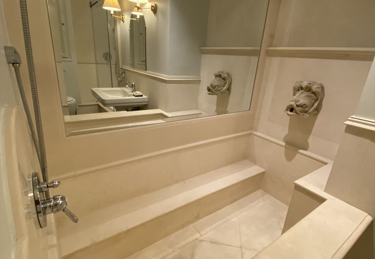 Apartment in Cannes - GAZ5213 / Incomparable 4 pièces Port