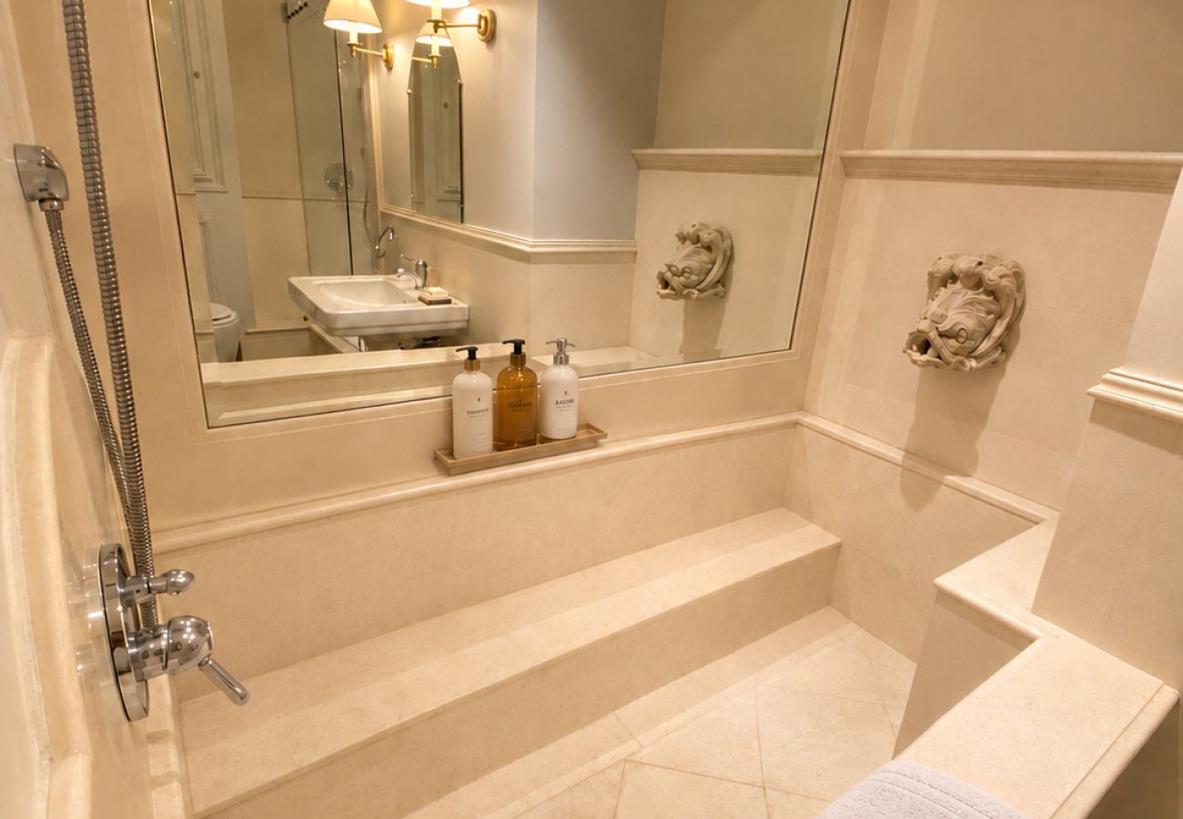 Apartment in Cannes - GAZ5213 / Incomparable 4 pièces Port