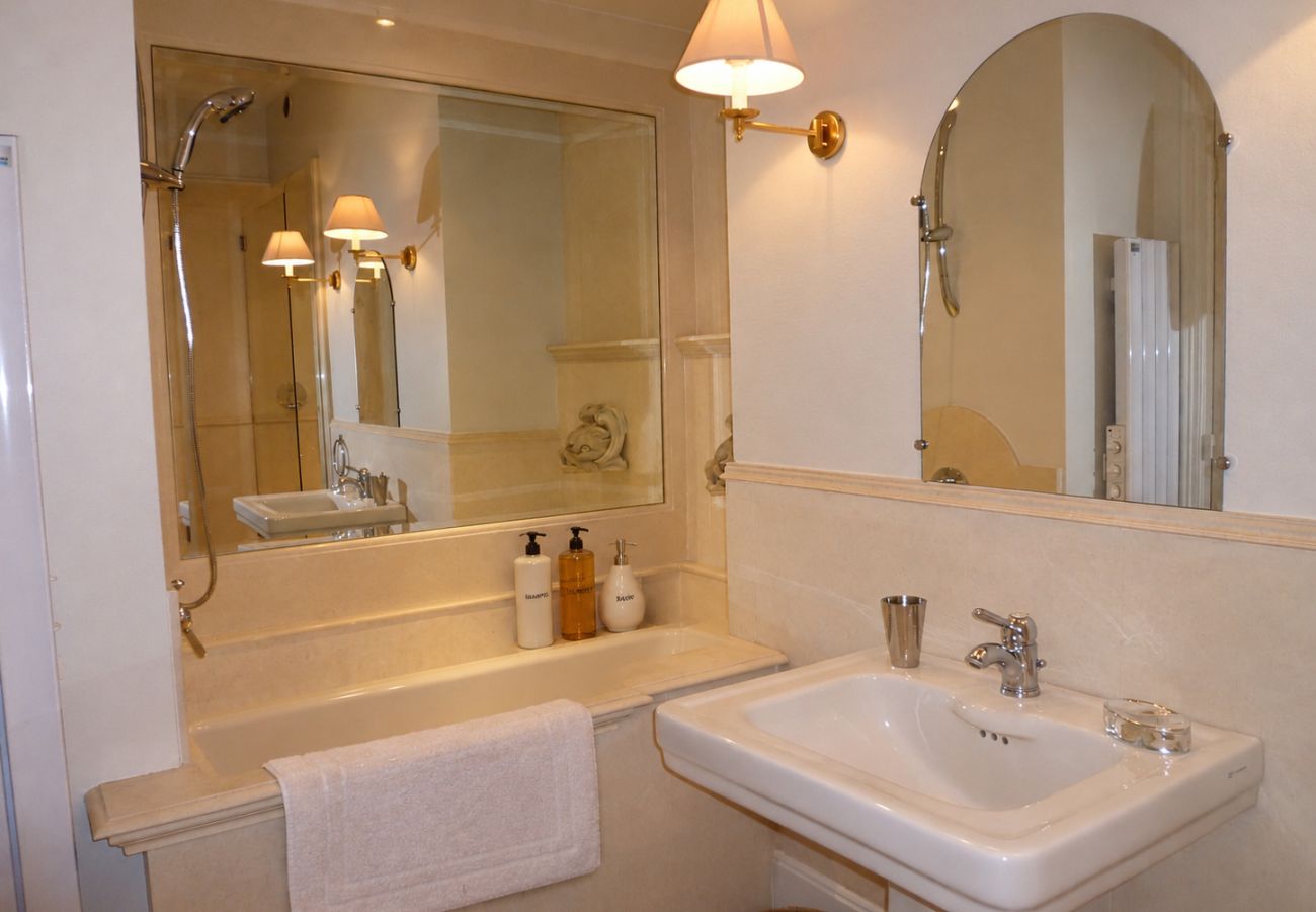 Apartment in Cannes - GAZ5213 / Incomparable 4 pièces Port